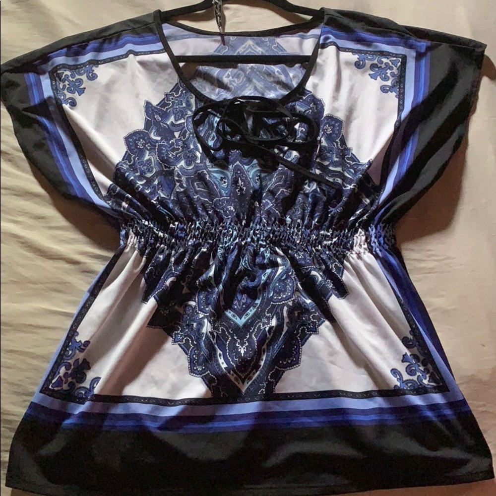 Blue, white and black top